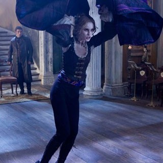 Erin Wasson stars as Vadoma in 20th Century Fox's Abraham Lincoln: Vampire Hunter (2012)