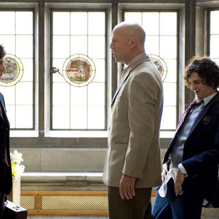 Reece Thompson, Bruce Willis and John Magaro in Yari Film Group Releasing's Assassination of a High School President (2009)