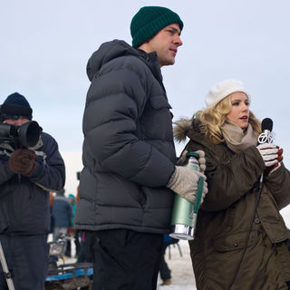 John Krasinski stars as Adam Carlson and Kristen Bell stars as Jill Jerard in Universal Pictures' Big Miracle (2012)