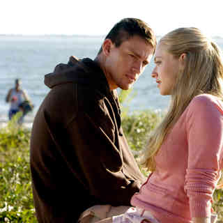 Channing Tatum stars as John Tyree and Amanda Seyfried stars as Savannah Lynn Curtis in Screen Gems' Dear John (2010)