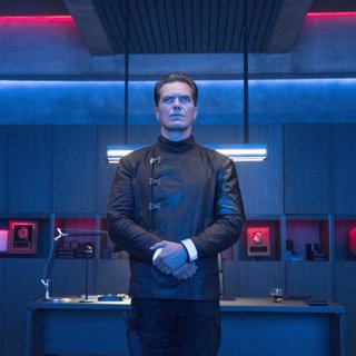 Michael Shannon stars as Beatty in HBO's Fahrenheit 451 (2018)