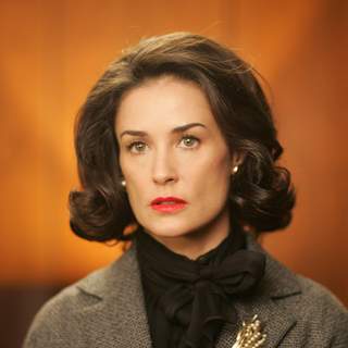 Demi Moore as Laura Quinn in Magnolia Pictures' Flawless (2008)