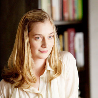 Caitlin Fitzgerald stars as Lauren in Universal Pictures' It's Complicated (2009)