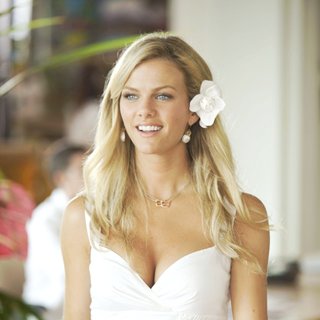 Brooklyn Decker stars as Palmer in Columbia Pictures' Just Go with It (2011)