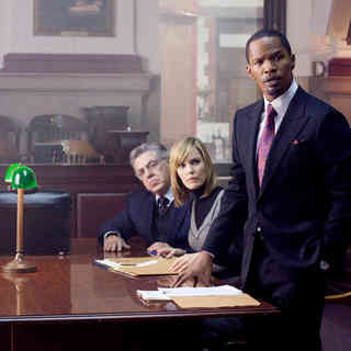 Leslie Bibb stars as Sarah Lowell and Jamie Foxx stars as Nick Rice in Overture Films' Law Abiding Citizen (2009)