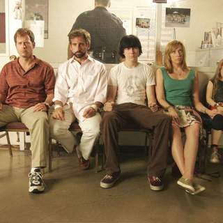 [L-R] Greg Kinnear, Steve Carell, Paul Dano, Toni Collette and Abigail Breslin in Fox Searchlight Pictures' Little Miss Sunshine (2006)