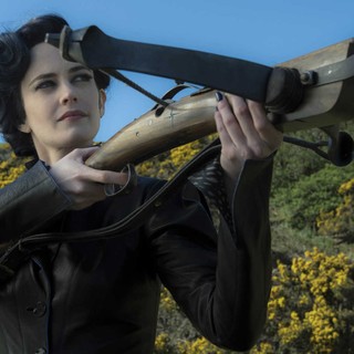 Miss Peregrine's Home for Peculiar Children Picture 2