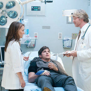 Natalie Portman, Ashton Kutcher and Cary Elwes in Paramount Pictures' No Strings Attached (2011)
