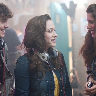 Mark Saul, Kat Dennings and Juliana Harkavy in Sony Pictures Worldwide Acquisitions' To Write Love on Her Arms (2015)