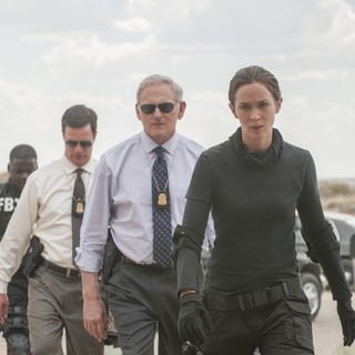 Victor Garber stars as Jennings and Emily Blunt stars as Kate Macer in Lionsgate Films' Sicario (2015)