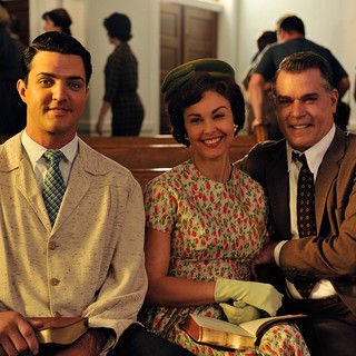Blake Rayne, Ashley Judd and Ray Liotta in Freestyle Releasing's The Identical (2014)
