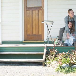 Michael Fassbender stars as Tom Sherbourne and Alicia Vikander stars as Isabel Sherbourne in DreamWorks Pictures' The Light Between Oceans (2016)