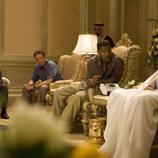 Jamie Foxx as Ronald Fluery and Chris Cooper as Grant Sykes in Universal Pictures' The Kingdom (2007)