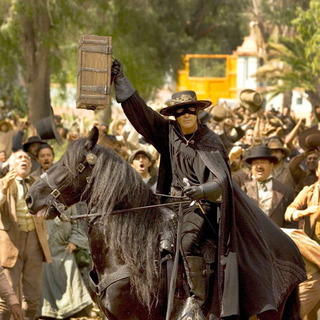 Antonio Banderas is Zorro