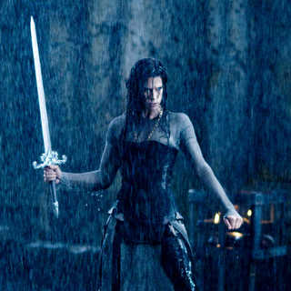 Rhona Mitra stars as Sonja in Screen Gems' Underworld: Rise of the Lycans (2009). Photo credit by Ken George.