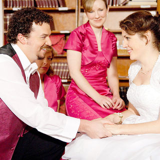 Danny McBride stars as Jim and Melanie Lynskey stars as Julie Bingham in Paramount Pictures' Up in the Air (2009). Photo credit by Dale Robinette.