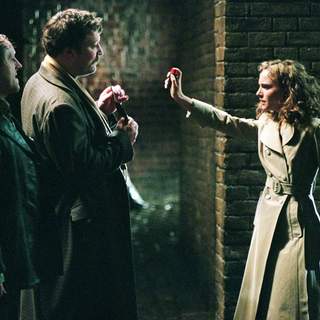 MARK PHOENIX as Willy Fingerman, IAN BURFIELD as Tweed Coat Fingerman and NATALIE PORTMAN as Evey in 