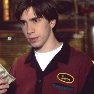 Justin Long as Dean in Lions Gate Films' Waiting... (2005)