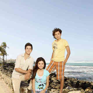 Wizards of Waverly Place: The Movie Picture 4