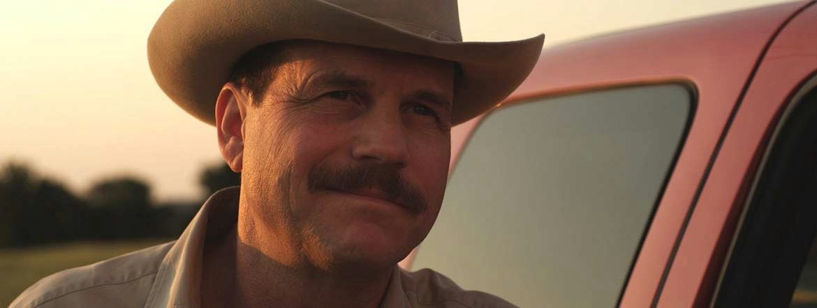 Bill Paxton stars as Jim Verret in Integrity Film Productions' Red Wing (2013)