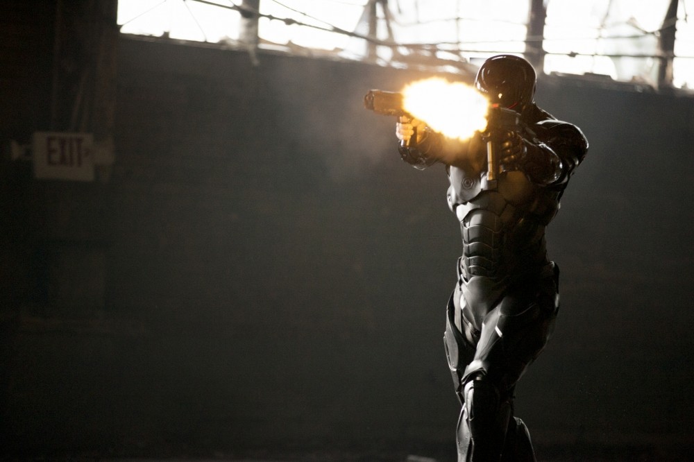 Joel Kinnaman stars as RoboCop in Columbia Pictures' RoboCop (2014)