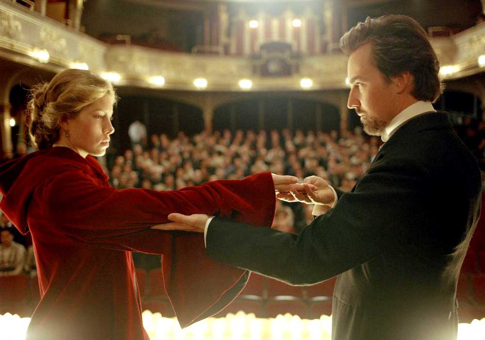 Jessica Biel as Princess Sophie and Edward Norton as a magician named Eisenheim in The Illusionist (2006)