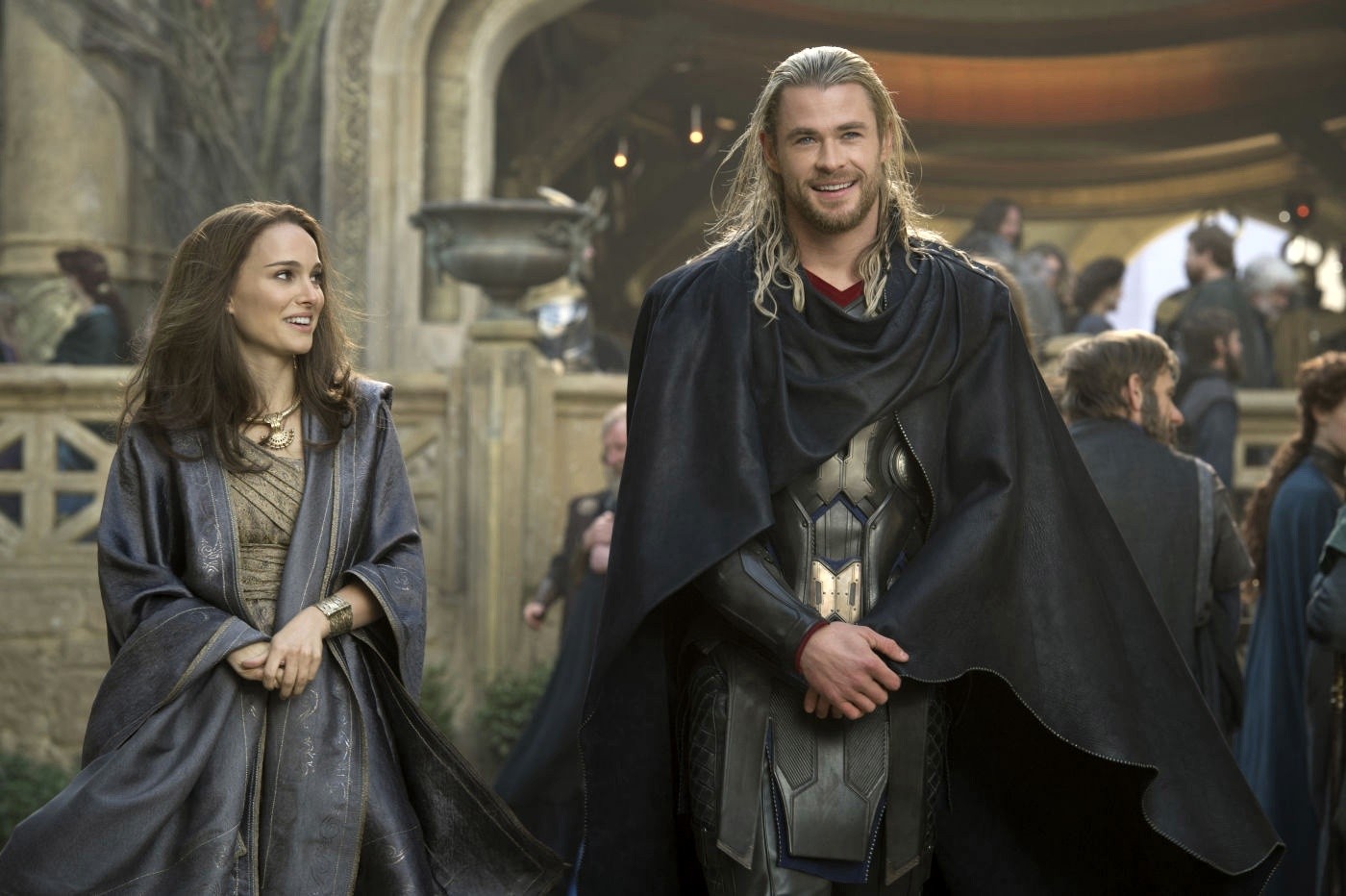 Natalie Portman stars as Jane Foster and Chris Hemsworth stars as Thor in Walt Disney Pictures' Thor: The Dark World (2013)