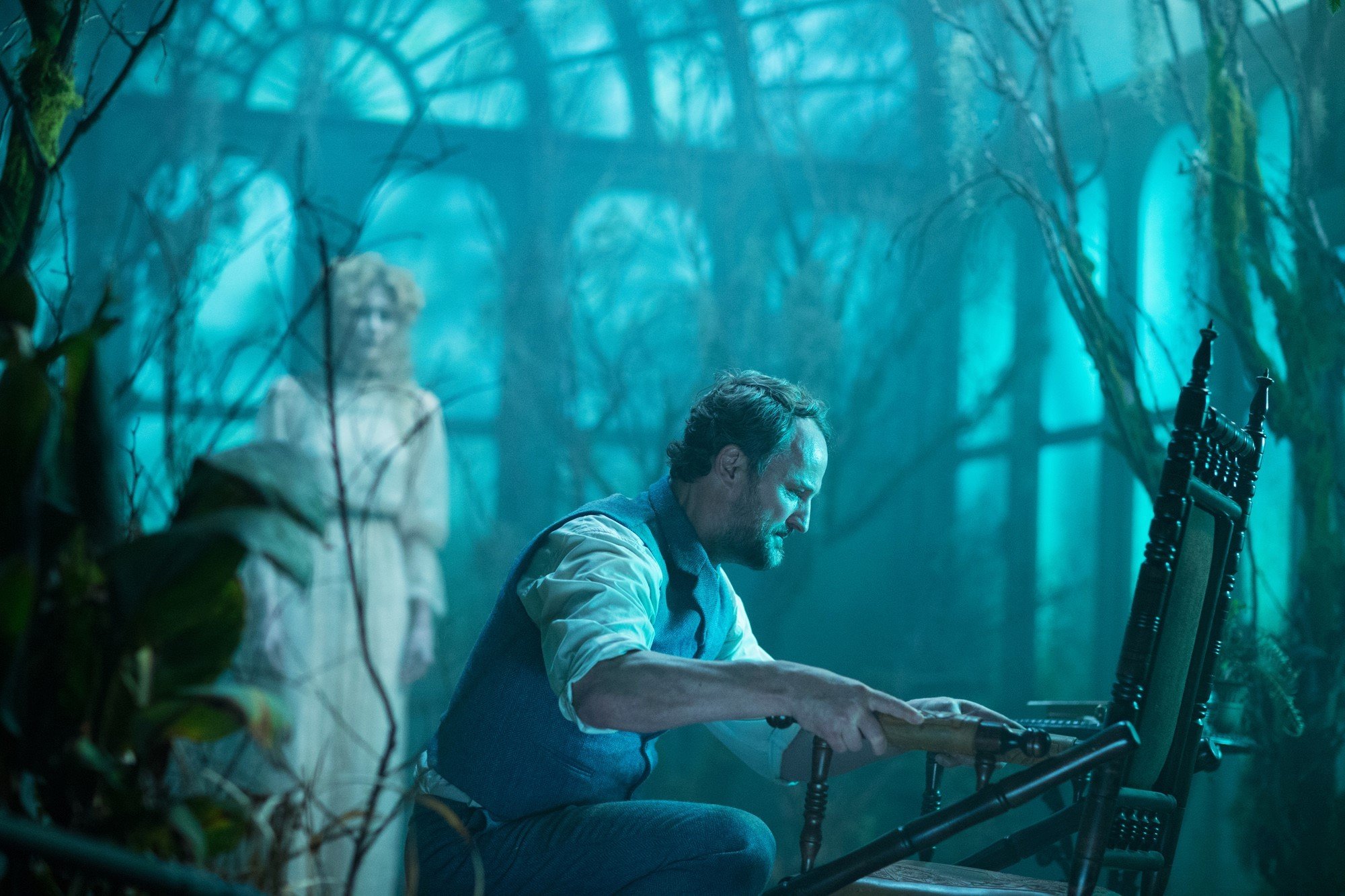 Jason Clarke stars as Eric Price in CBS Films' Winchester (2018)