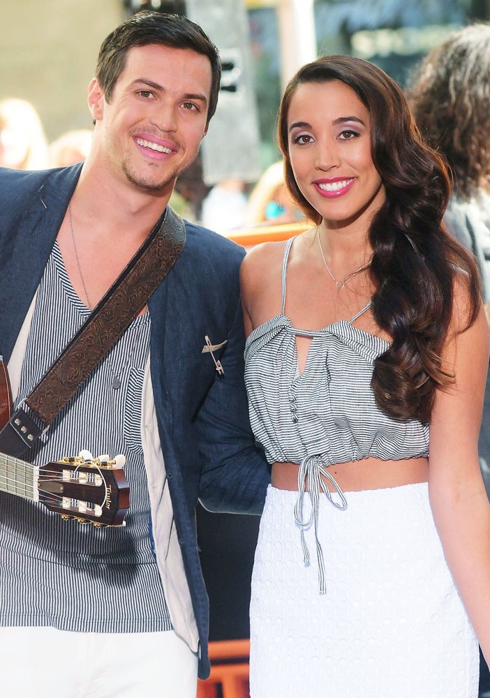 alex and sierra Picture 11 - Alex and Sierra Perform Live on The Today Show