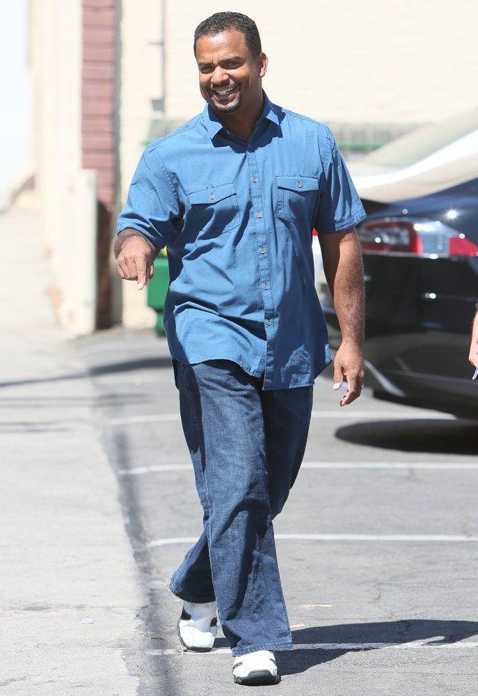 Alfonso Ribeiro Picture 18 - Alfonso Ribeiro Arriving at A Dance Studio ...