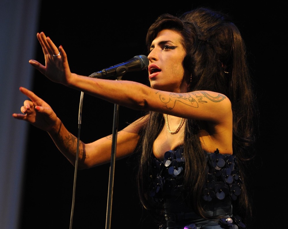 Amy Winehouse Picture 43 - Glastonbury Festival 2008 - Day Two