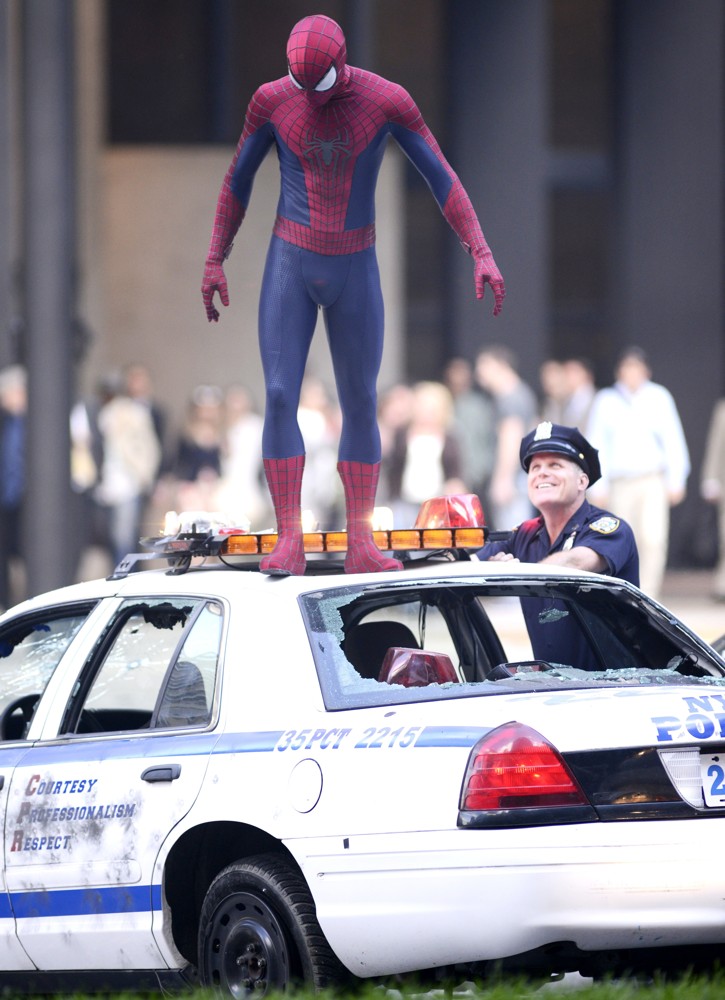 Andrew Garfield Picture 114 - On The Set of The Amazing Spider-Man 2