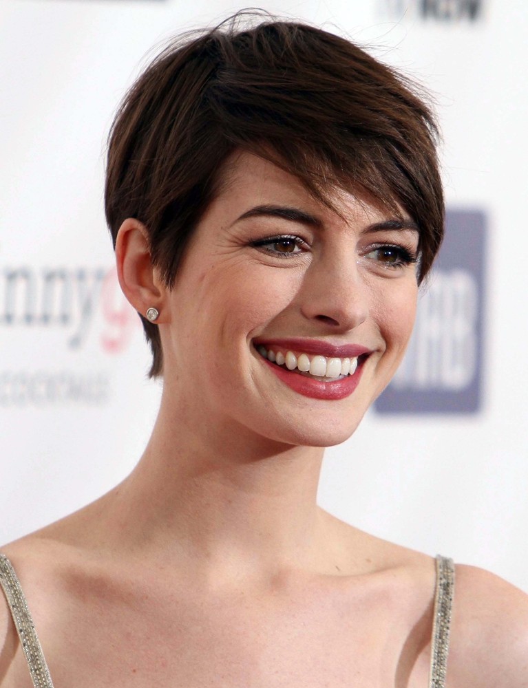 Anne Hathaway Picture 213 - 18th Annual Critics' Choice Movie Awards