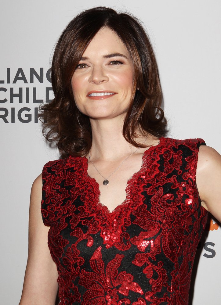 Betsy Brandt. 