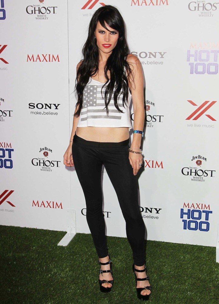 Christine Danielle Connolly Picture 2 - The Maxim Hot 100 Party - Arrivals