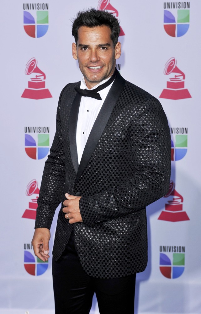Cristian de la Fuente Picture 13 - 13th Annual Latin Grammy Awards