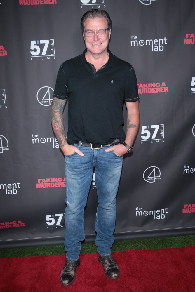 Dean McDermott Pictures, Latest News, Videos.