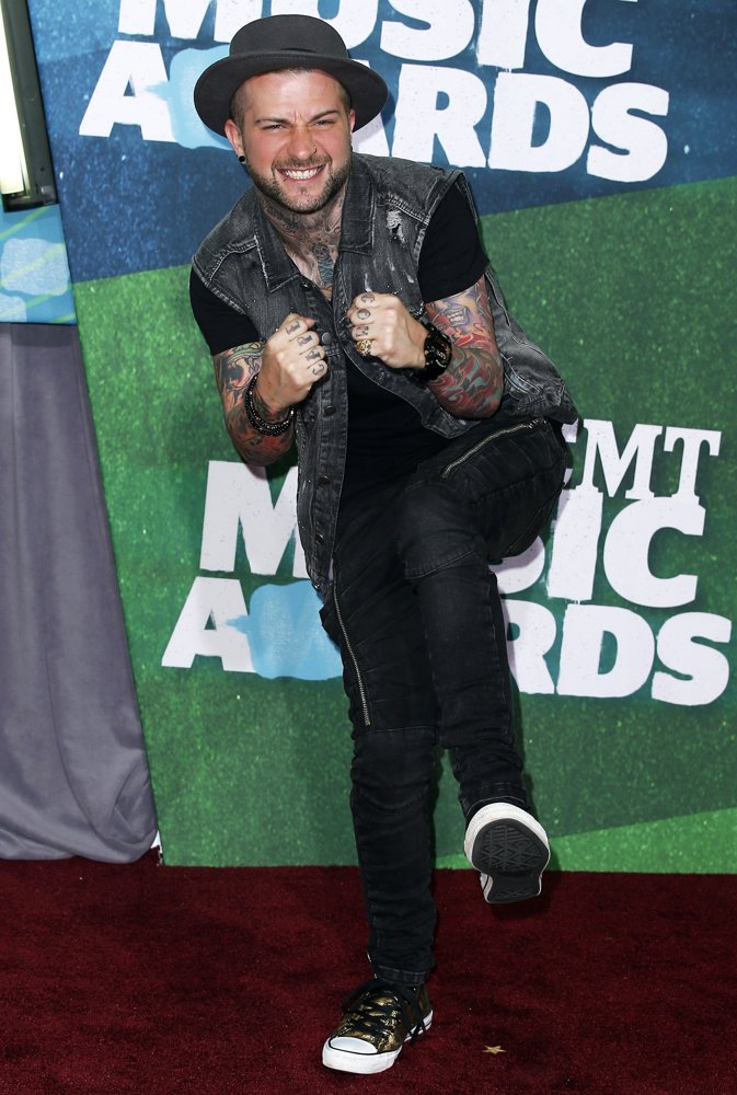 DJ Sinister Picture 25 - 2015 CMT Music Awards - Arrivals