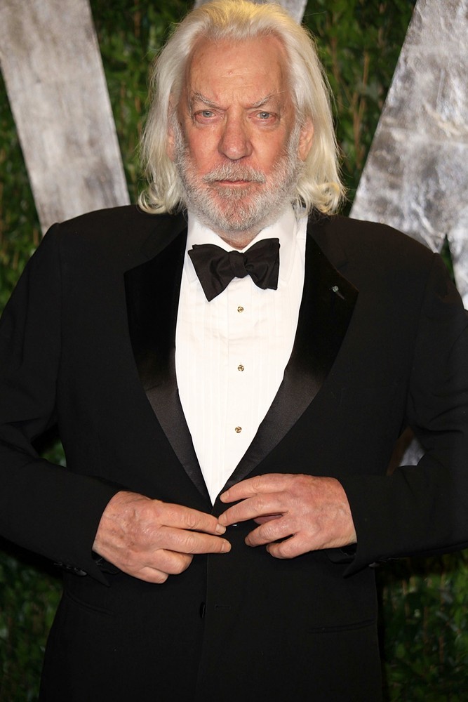 Donald Sutherland Picture 21 - 2012 Vanity Fair Oscar Party - Arrivals