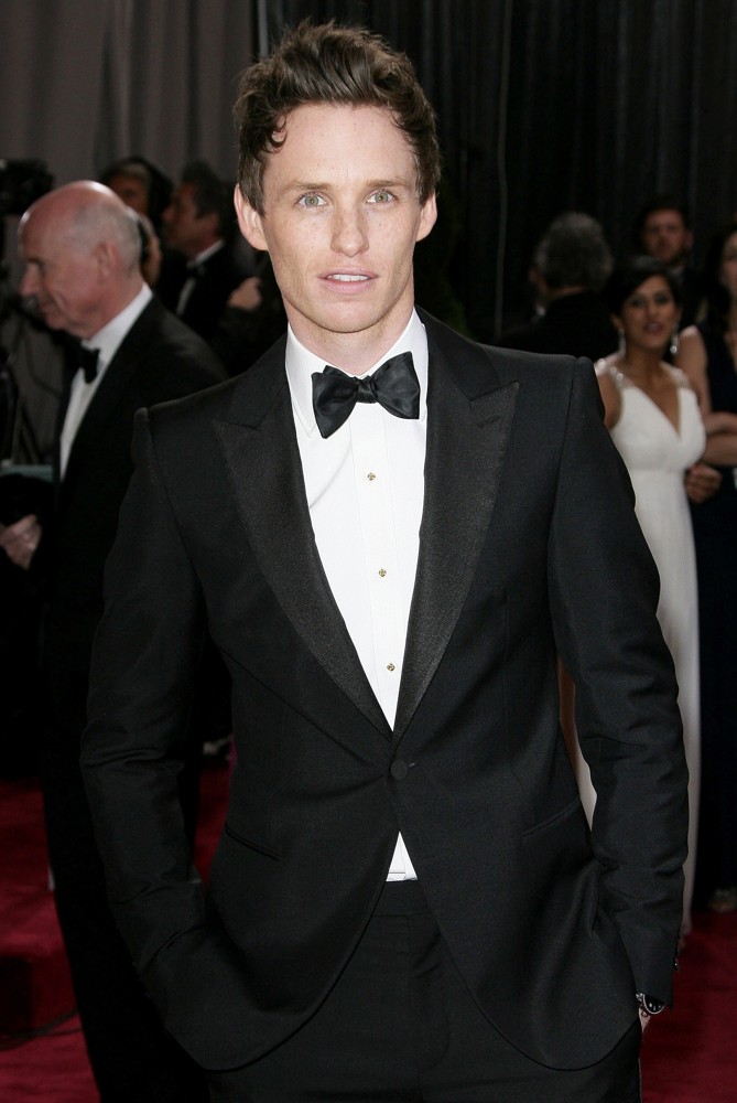 Eddie Redmayne Picture 93 The 85th Annual Oscars Red Carpet Arrivals   Eddie Redmayne 85th Annual Oscars 02 