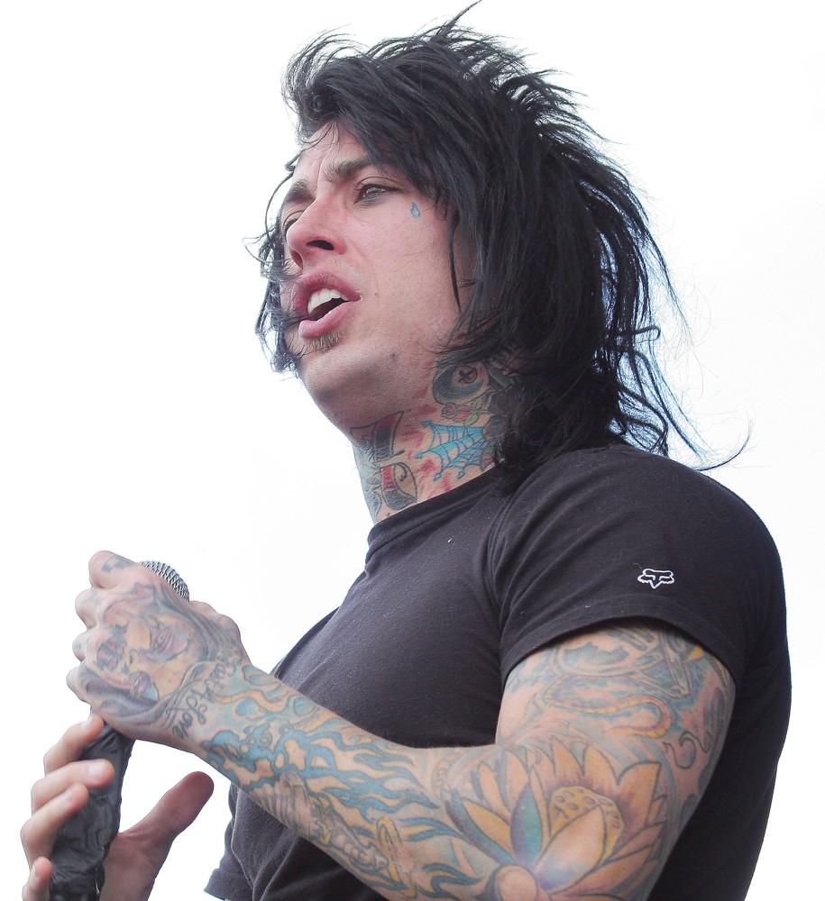 Falling in Reverse Picture 6 - The 16th Annual Buzz Bake Sale