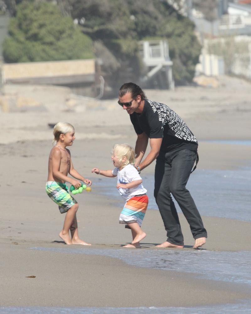 Gavin Rossdale Picture 23 - Memorial Day Beach Party