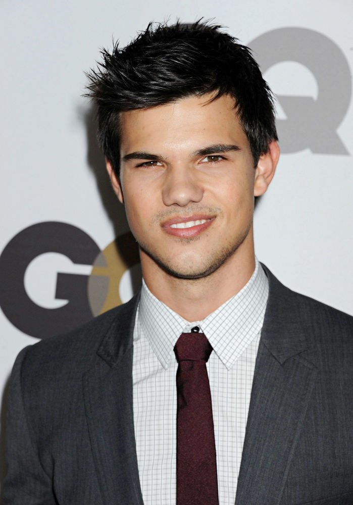 Taylor Lautner Picture 110 - 2011 MTV Movie Awards - Arrivals