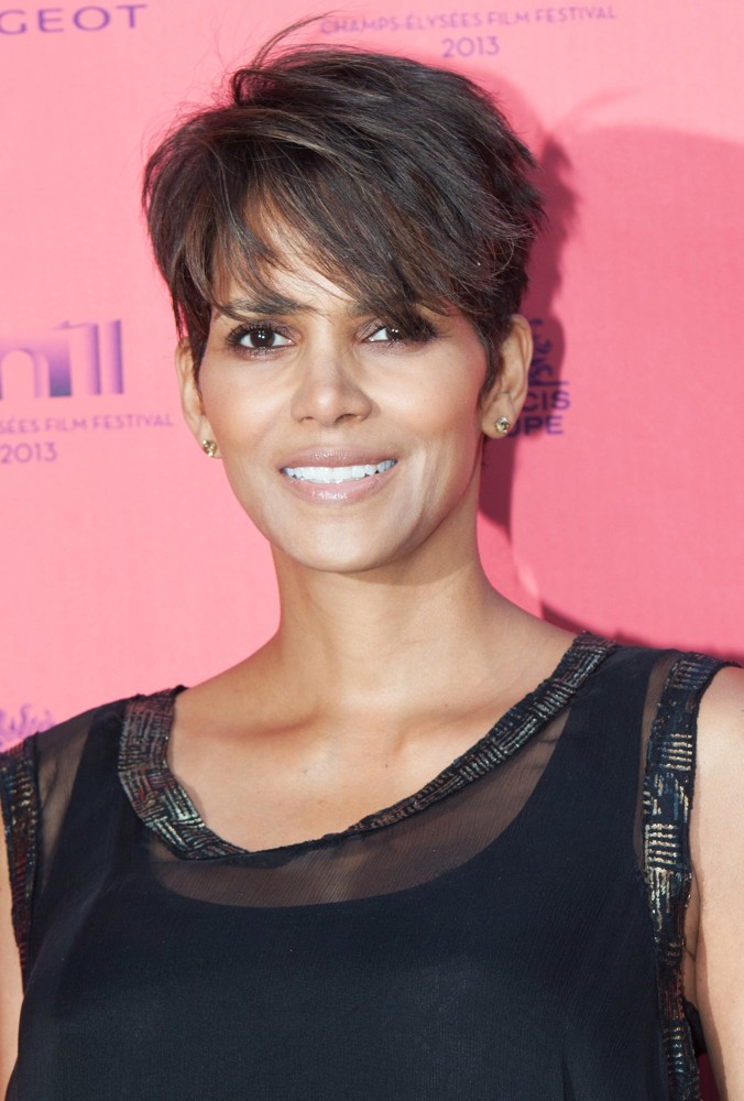 Halle Berry Picture 252 - Champs-Elysees Film Festival 2013 - Toiles ...