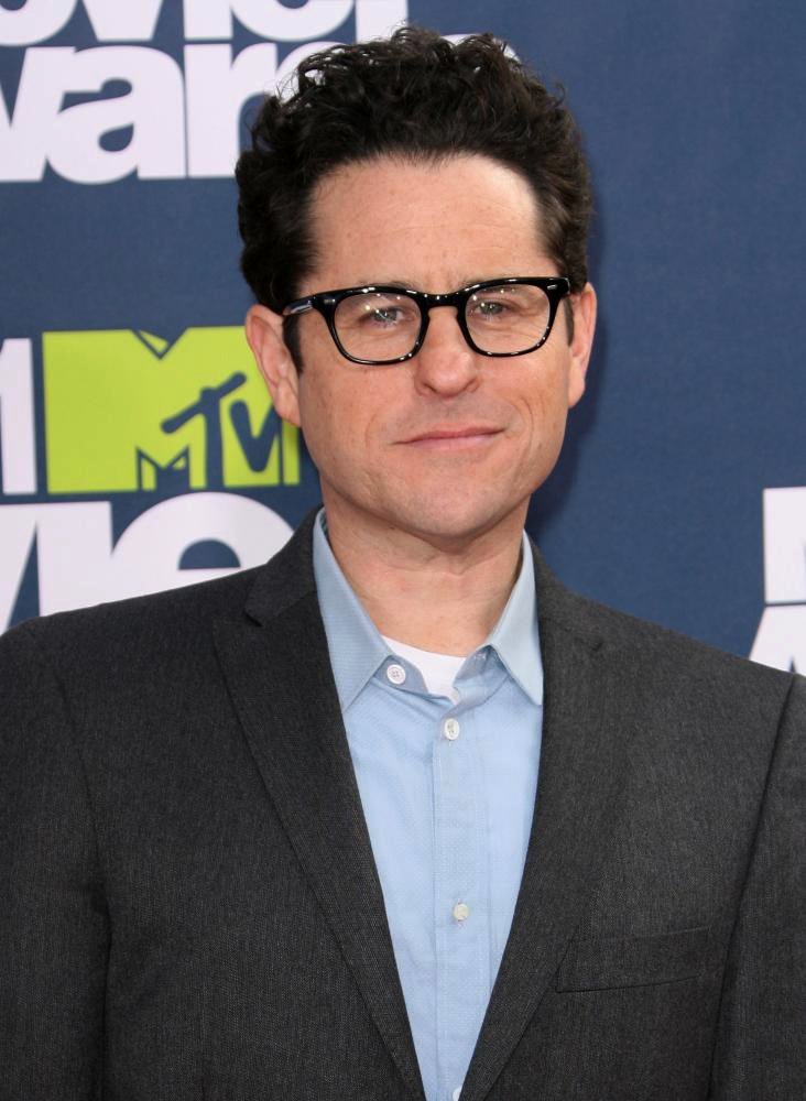 J.J. Abrams Picture 51 - 2011 MTV Movie Awards - Arrivals