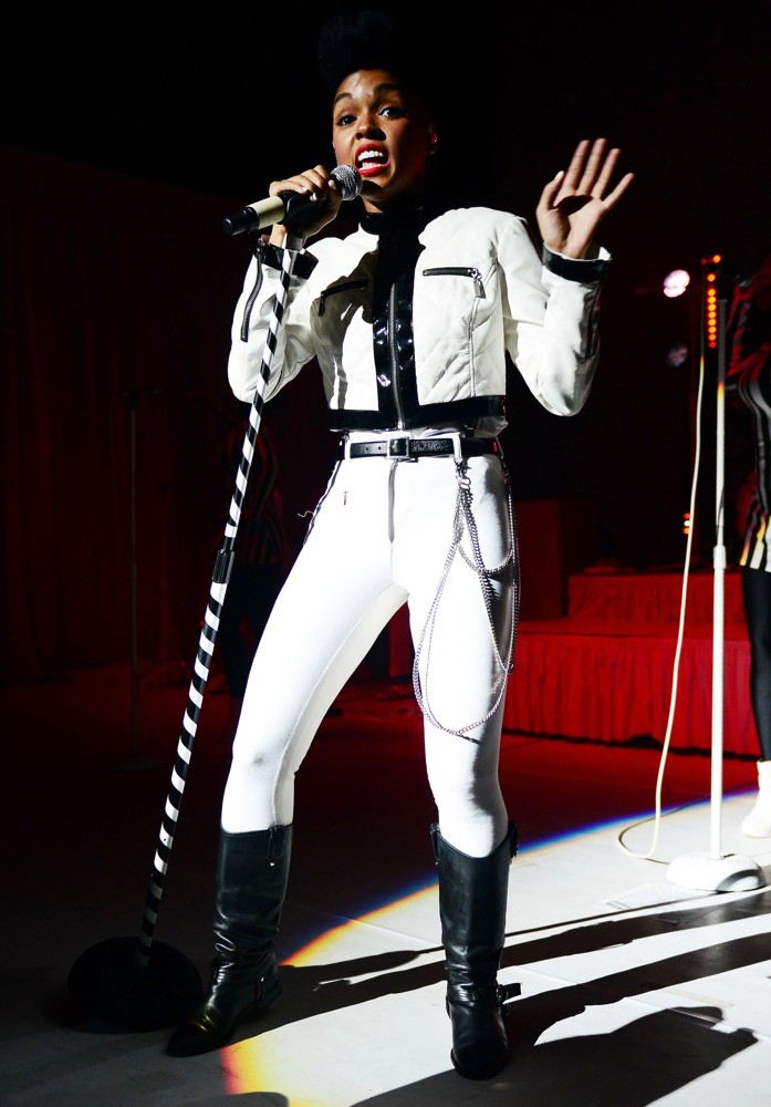 Janelle Monae Picture 76 - Janelle Monae Performs in The Electric Tour ...