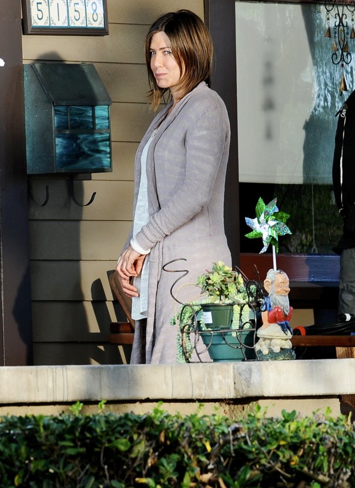 Jennifer Aniston Picture 308 - On The Set of Movie Cake