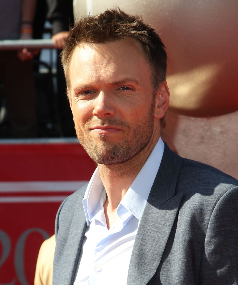 Joel McHale Picture 34 - 2012 ESPY Awards - Red Carpet Arrivals