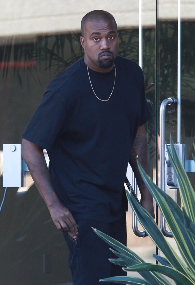 kanye west Picture 502 - Kanye West Arriving to A Studio