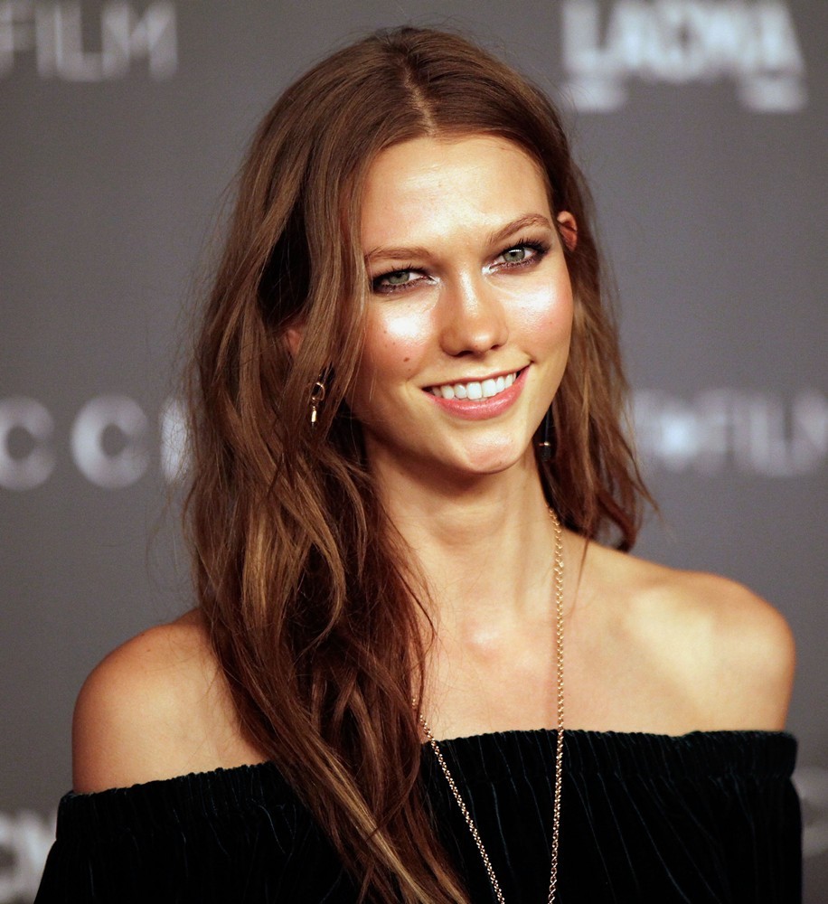 Karlie Kloss Picture 7 - LACMA 2012 Art + Film Gala - Arrivals